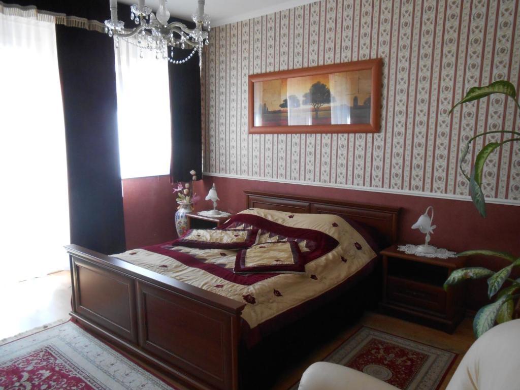 Kalman Panzio Bed & Breakfast Szeged Rom bilde