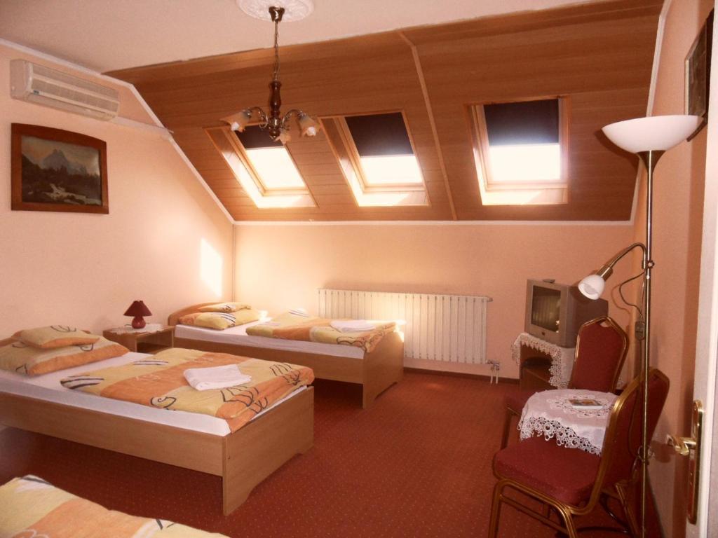 Kalman Panzio Bed & Breakfast Szeged Rom bilde