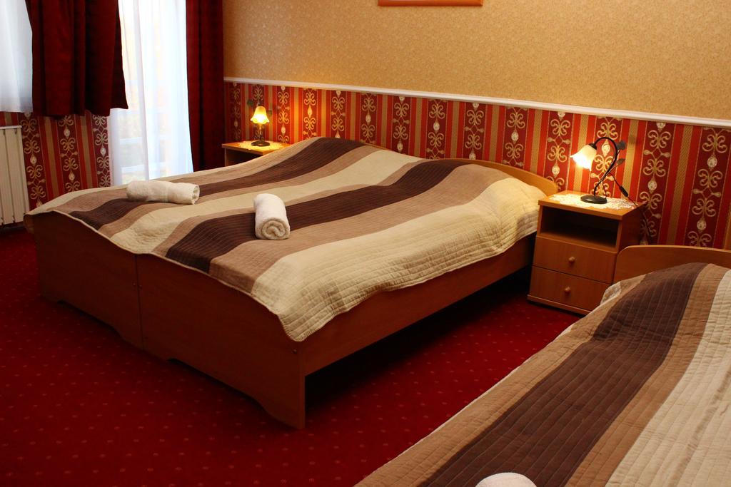 Kalman Panzio Bed & Breakfast Szeged Eksteriør bilde