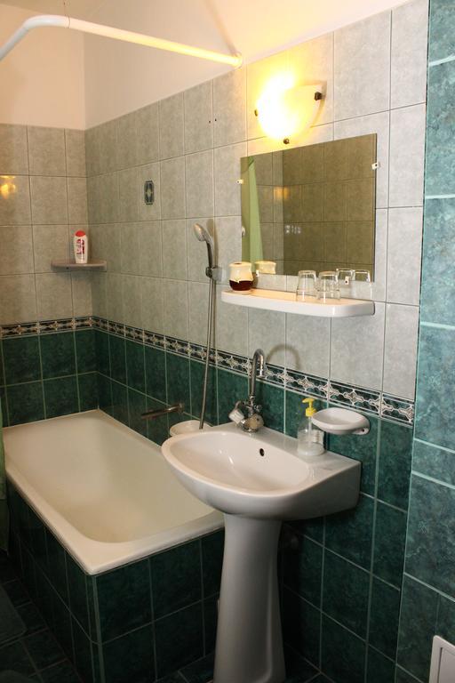 Kalman Panzio Bed & Breakfast Szeged Eksteriør bilde