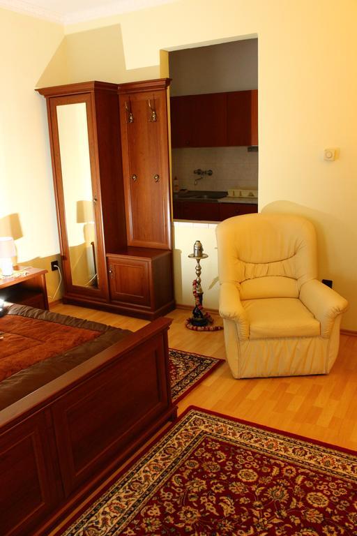 Kalman Panzio Bed & Breakfast Szeged Eksteriør bilde