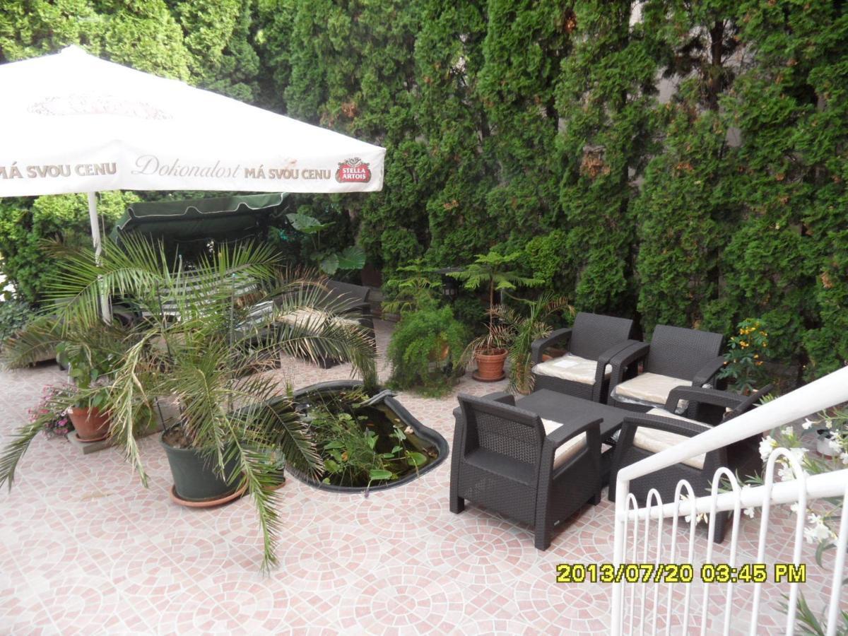 Kalman Panzio Bed & Breakfast Szeged Eksteriør bilde